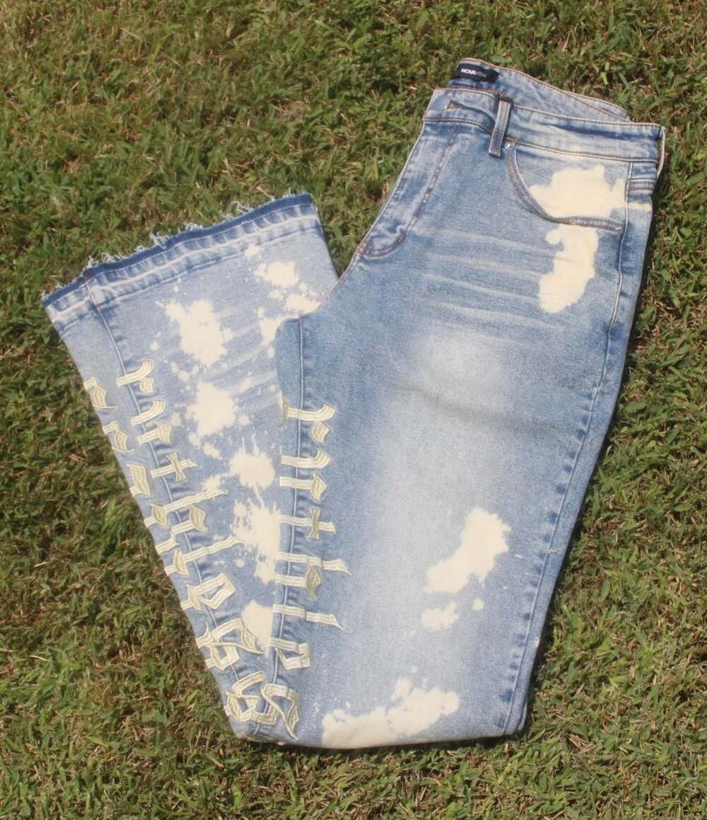 Ruthless Embroidered Stacked  Flare Jeans size :36